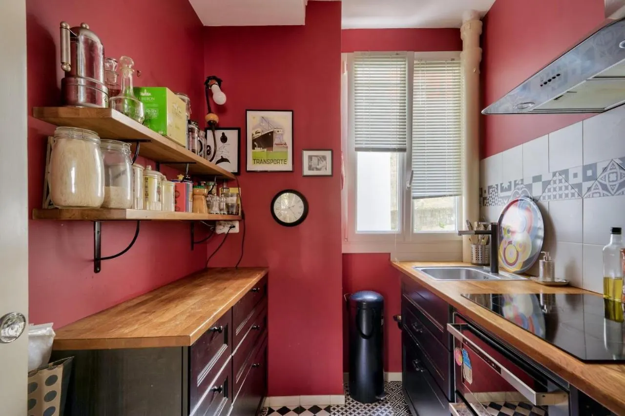 Cozy Apartment For 4 People Paris France